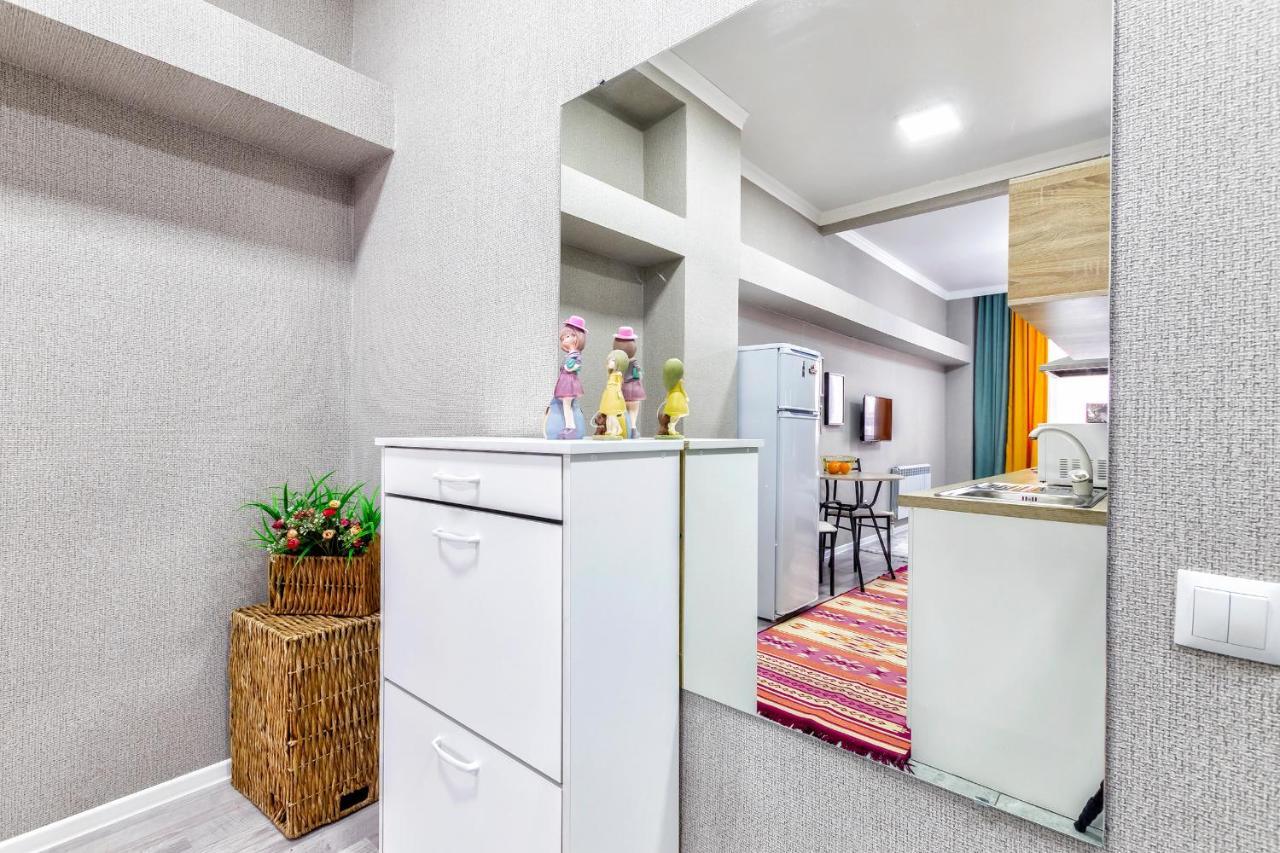 Cosy flat in the city center Astana Exterior foto